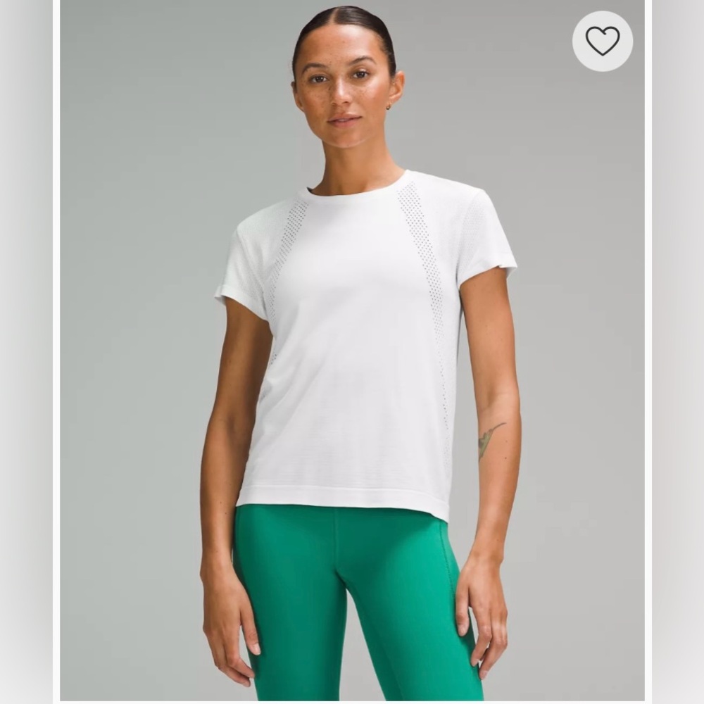 Lululemon Train to be short sleeve top. Size 12